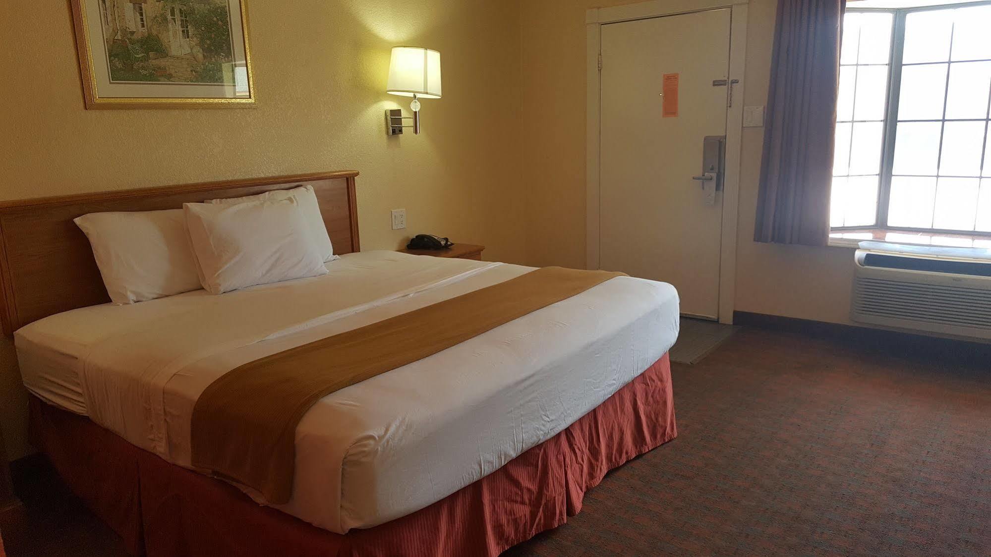 Stadium Motel Lubbock Eksteriør bilde